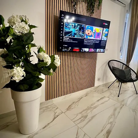 Exclusive And Reserved Suite, Secure Parking Appartement Catánia
